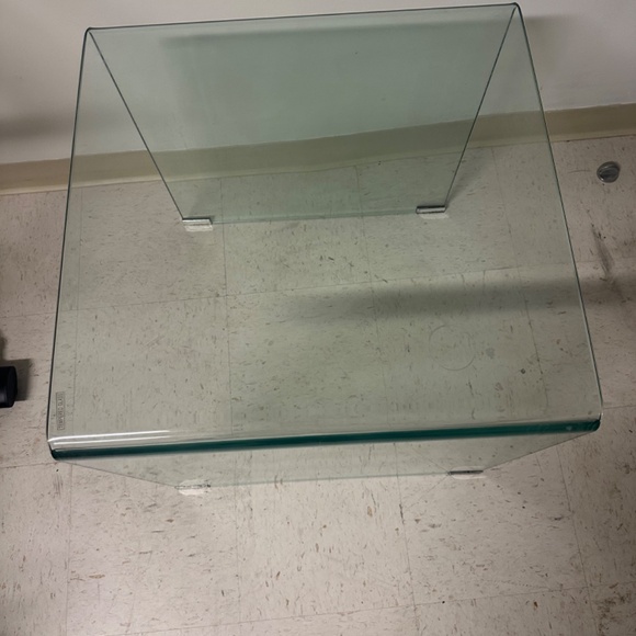 coffee table, dining table - Picture 3 of 3